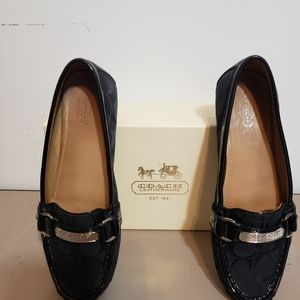 LIKE NEW PRE-OWNED CONDITION COACH SHOES EMBELLISHED COACH SIZE 8 25.00 or offer